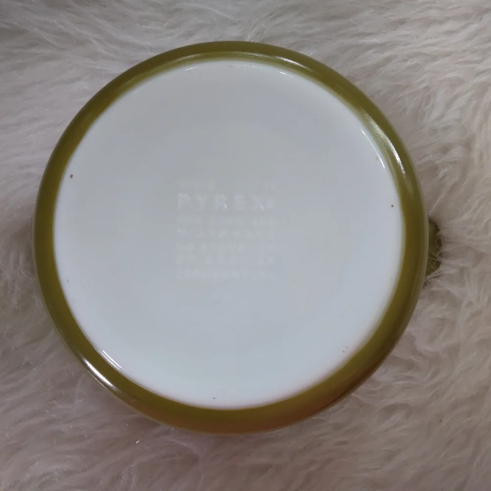 PYREX  473B  Spring Blossom Crazy Dasiy 1L Casserole Dish &Lid